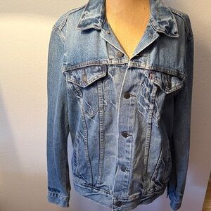 Levi’s sz M Classic Blue Denim Jacket